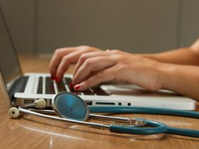 Mi a különbség az Alzheimer és a Parkinson kór között?