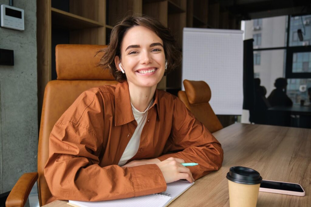 A mosoly természetessége belülről fakad, de a külső megjelenés sokszor meghatározza, mennyire merjük megmutatni.